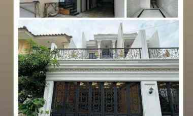 Rumah 3lantai dekat TB Simatupang, Pasar Minggu Jakarta Selatan