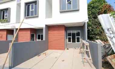 dijual rumah pasar rebo