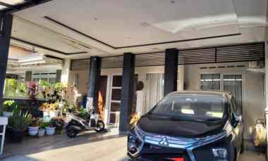 dijual rumah pasteur