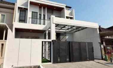 dijual rumah pbi araya golf malang