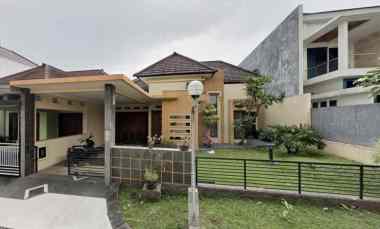 Rumah di Komplek Permata Jingga Kota Malang Siap Dihuni