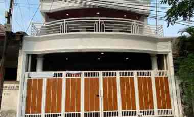 Rumah 3 Lantai Strategis Bebas Banjir Bojong Rawalumbu Kota Bekasi