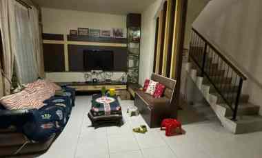 dijual rumah permata regency