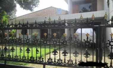 Jual Rumah Tua dan Luas di Pertukangaan Utara, Pesanggrahan, JakSel