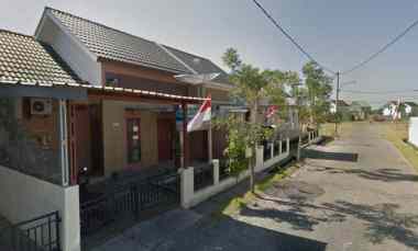 Dijual Rumah 3 Kamar LT 120/LB 77 dengan Fasum Taman Depan Rumah