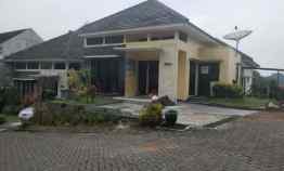 dijual rumah perum kusuma pinus jl abd