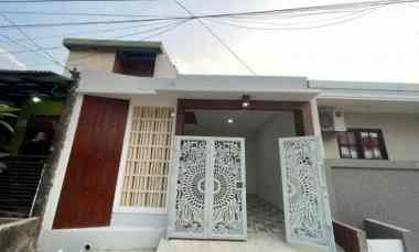 Rumah hanya 2km ke Tol Grand Wisata di Mustikajaya Bekasi