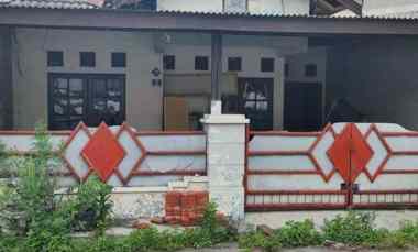 dijual rumah perum puri lidah kulon