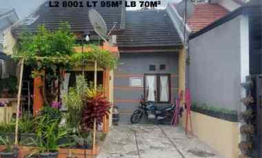 dijual rumah perum toyomarto indah