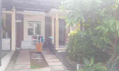 dijual rumah perumahan arcadia