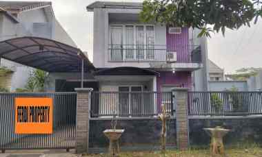 dijual rumah perumahan bukit golf cibubur