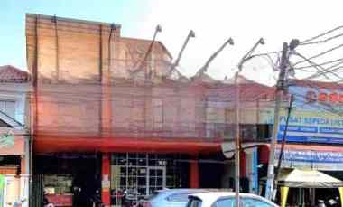 Dijual Cepat Rumah Bisa Usaha di Bulevar Hijau Harapan Indah Bekasi