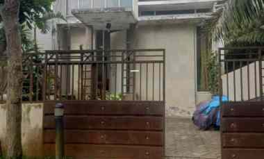 Rumah Minimalis Bagus Strategis di De Casablanca Malang