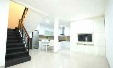 Rumah Dijual di Perumahan Gading Arcadia