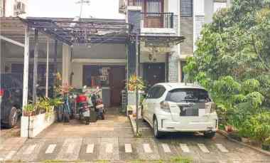 dijual rumah perumahan grand wisata