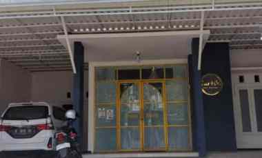 dijual rumah perumahan griyashanta