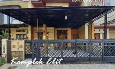 JUAL RUGI..Rumah Cantik 2 Lt di Komplek Elit Jatinegara, Jaktim