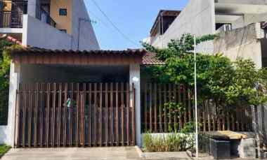 Rumah Dijual di Perumahan Kutisari Indah Barat Kec Tenggilis Mejoyo Surabaya