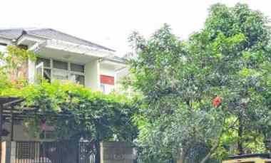 Dijual Rumah Ada Pool di Cluster Regina Metland Menteng Jakarta