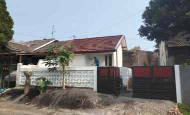 Dijual Rumah Konsep Villa Perumahan Omah View Cemorokandang