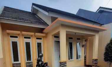 dijual rumah perumahan puri diara ii