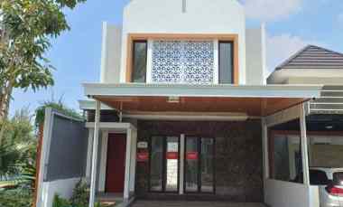 dijual rumah perumahan safira garden