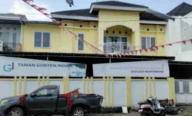Dijual Rumah 2 Tingkat Lokasi Strategis Rp. 1,3 M - Kota Makassar