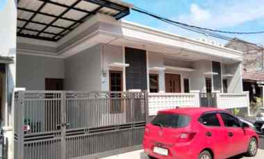 dijual rumah perumahan taman harapan