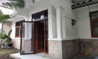 dijual rumah perumahan taman sakura indah bandung