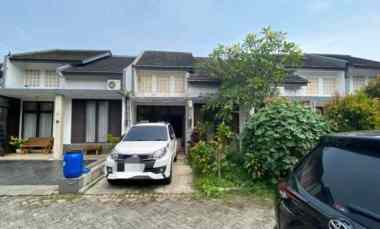 dijual rumah perumahan town house green