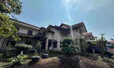 843. Rumah Terawat Hook 2 Lt di Pinus Regency, Soekarno Hatta Bandung