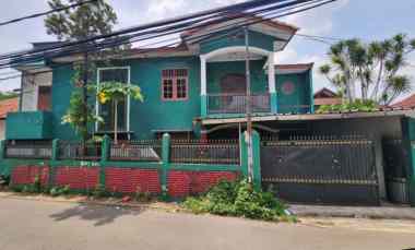 Dijual Cepat Rumah Pinggir Jalan dekat Villa Cinere Mas, Pisangan