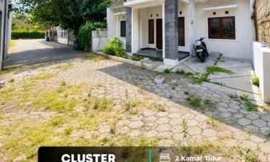 Rumah Cluster Furniture 700 meter ke jl. Wonosari km 10 1,4 km ke Ki