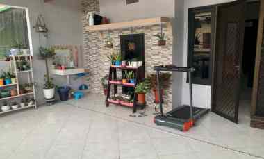 Ploso, Rumah Hadap Barat dengan Row Jalan 2 Mobil, dekat Kenjeran