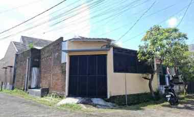 Rumah Dijual di Tegal besar