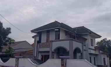 dijual rumah polehan