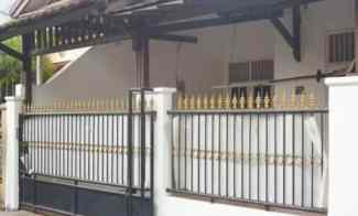 dijual rumah pondok bambu