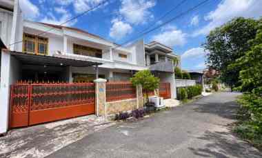 Dijual Rumah 2 Lantai 6 Kamar Komplek One Gate System di Pondok Bambu