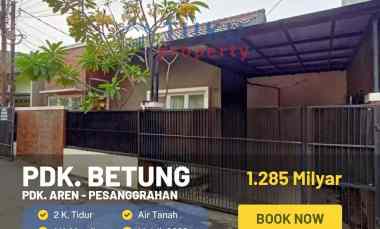 Rumah Modern Tropical di Area Pondok Aren Petukangan Selatan