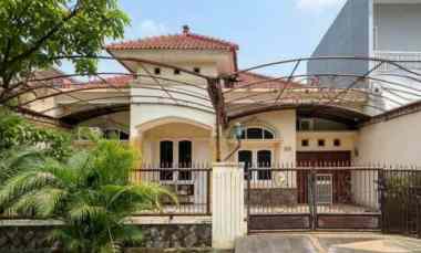 dijual rumah pondok chandra indah strategis