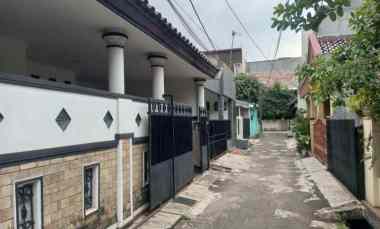 Rumah Terawat No Banjir di Komplek Pondok Cipta, Griya Bintara, Bekasi