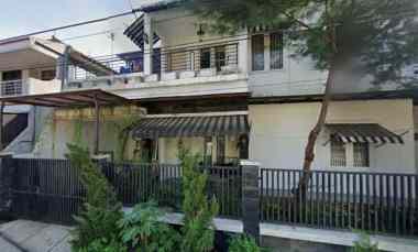 Murah Dijual Rumah Tua Luas 240 Jalan 2 Mobil di Pondok Gede Bekasi