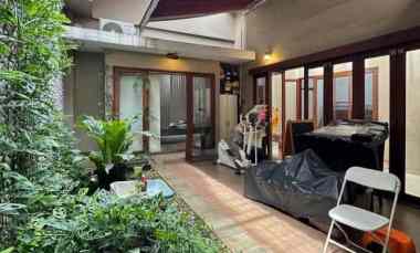 dijual rumah pondok indah