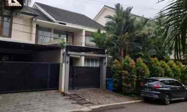 Rumah Dijual di Pondok Indah, Kebayoran Lama, Jakarta Selatan