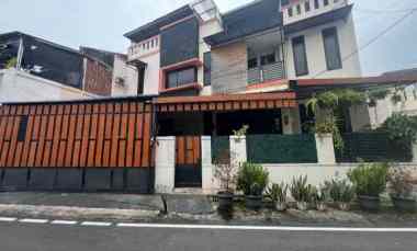 dijual rumah pondok kelapa
