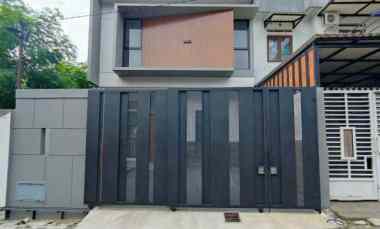 Rumah Baru Full Renovasi Lokasi Strategis di Pondok Kelapa Jaktim