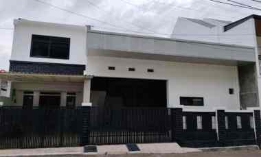 Dijual Cepat Rumah Bonus Gudang di Pondok Kopi Jakarta Timur
