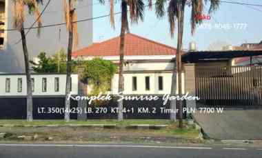 Rumah Asri Area Prestisius Komplek Sunrise Garden, Kedoya, Jakbar