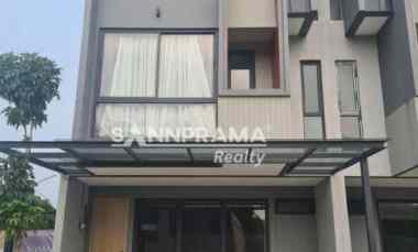 Luxury Townhouse 3 Lantai, di Pondok Labu, Cilandak -smara