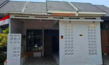 Rumah Second Murah Siap Huni Terawat dalam Cluster Dibojongsari,Depok